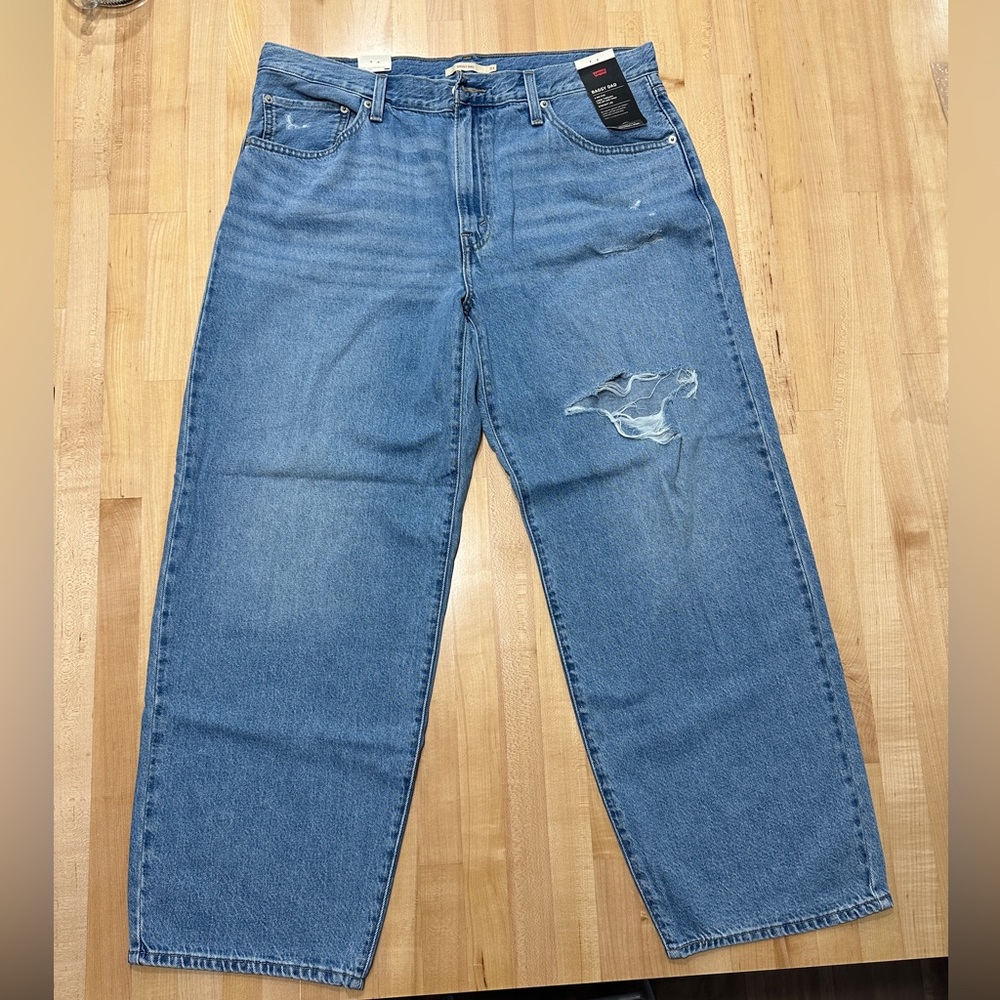 Levi’s Baggy Dad Jeans